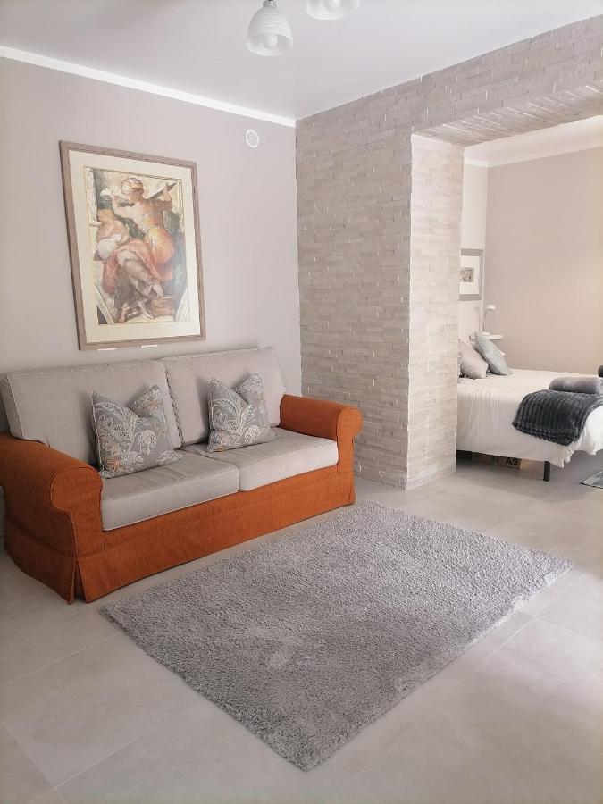 Soleluna Apartment